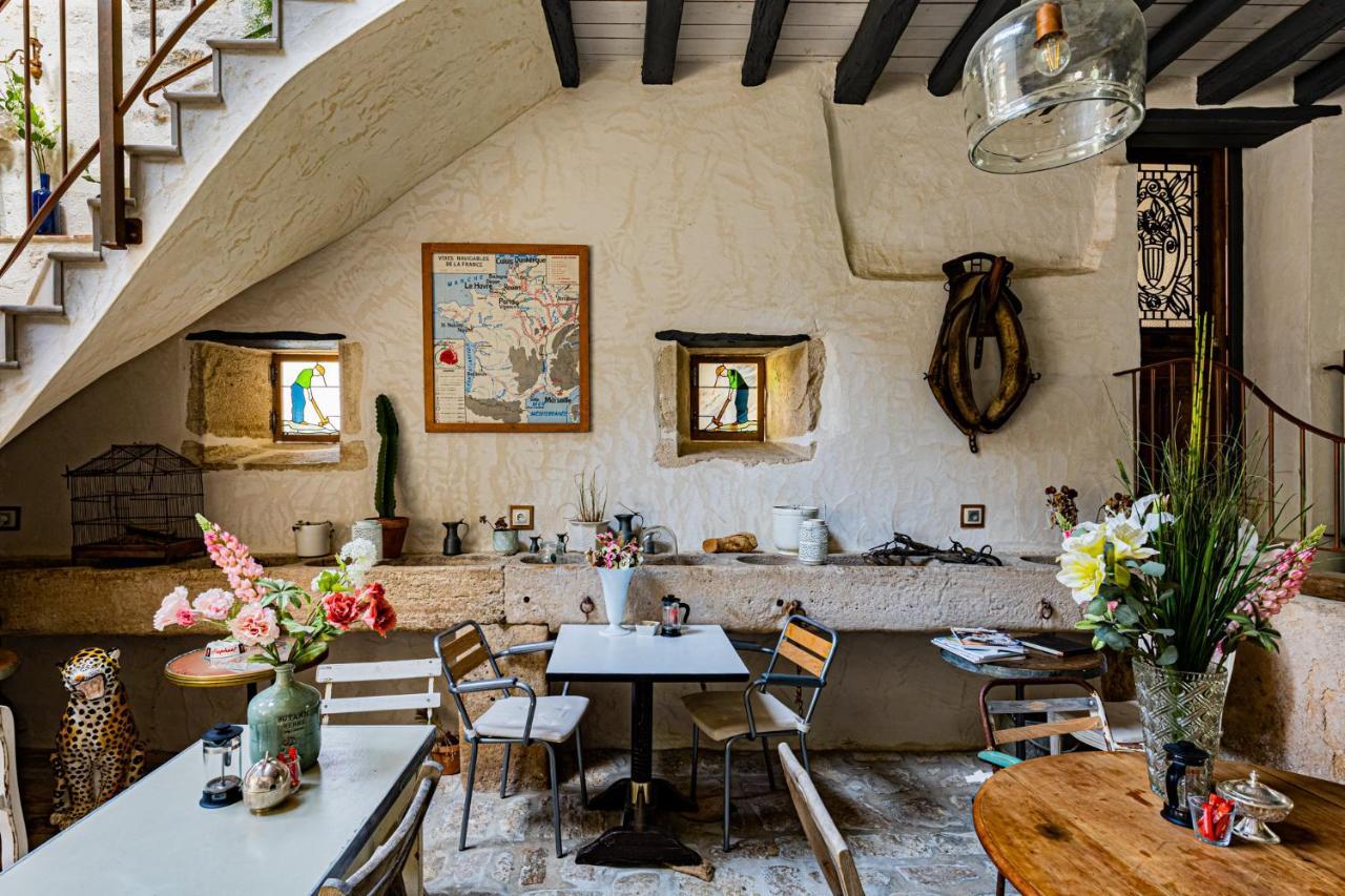 Le Domaine Des Carriers Bed and Breakfast Chevroches Exteriör bild