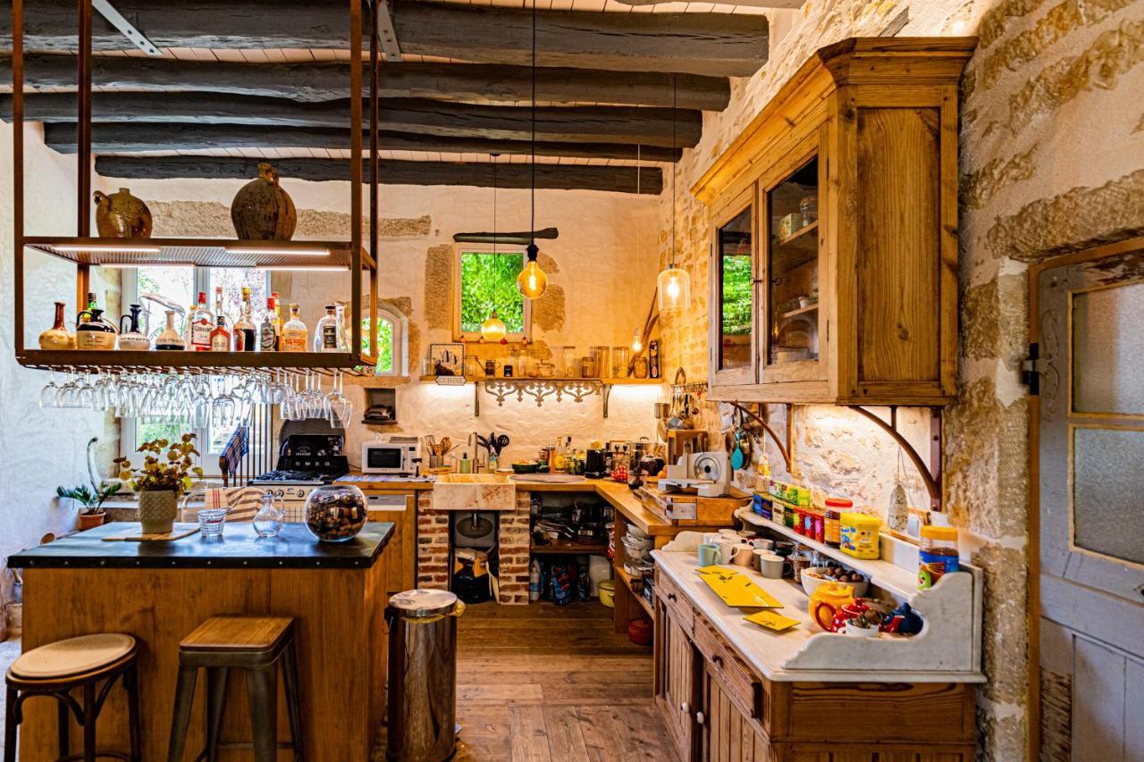 Le Domaine Des Carriers Bed and Breakfast Chevroches Exteriör bild