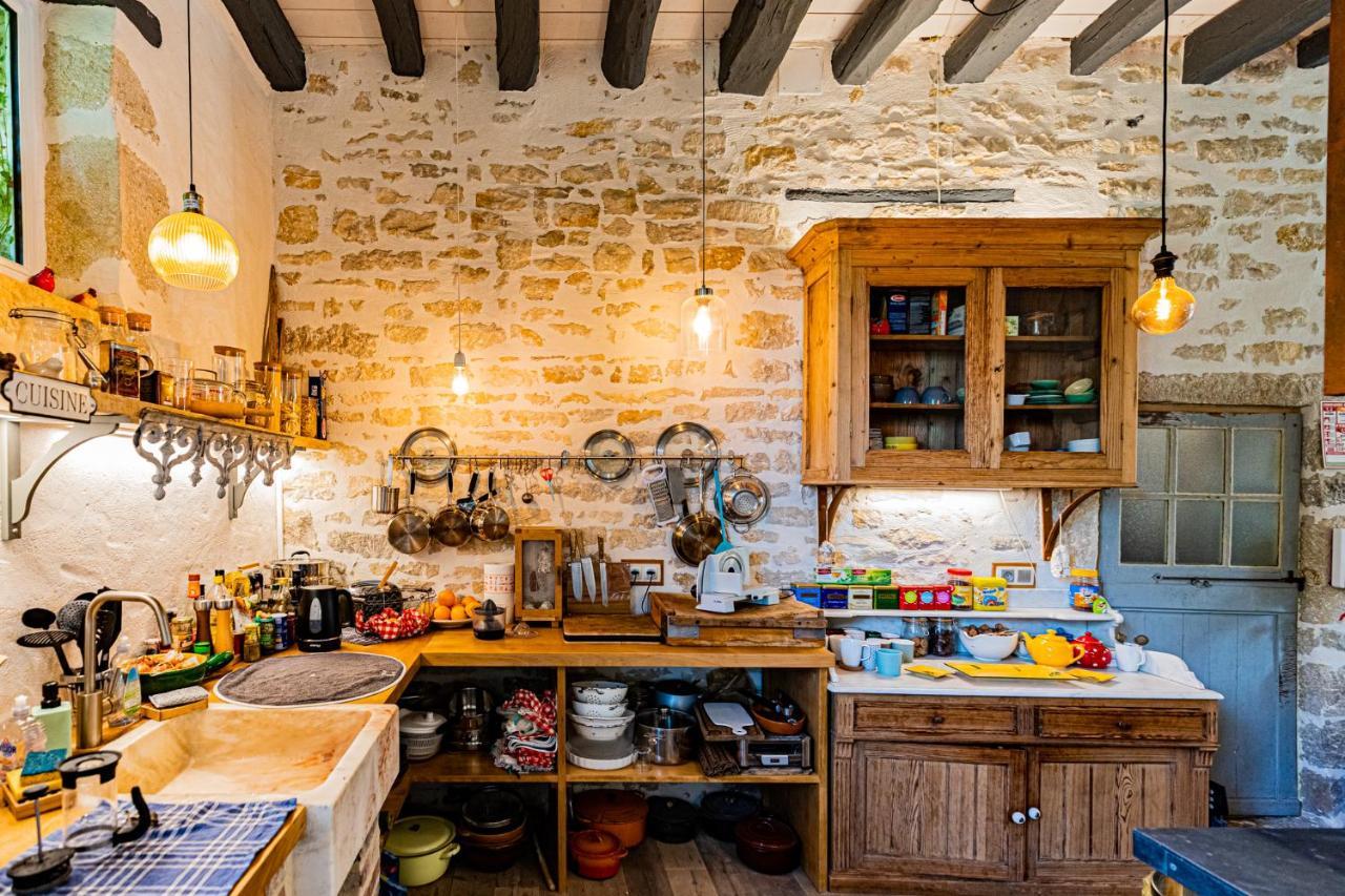 Le Domaine Des Carriers Bed and Breakfast Chevroches Exteriör bild