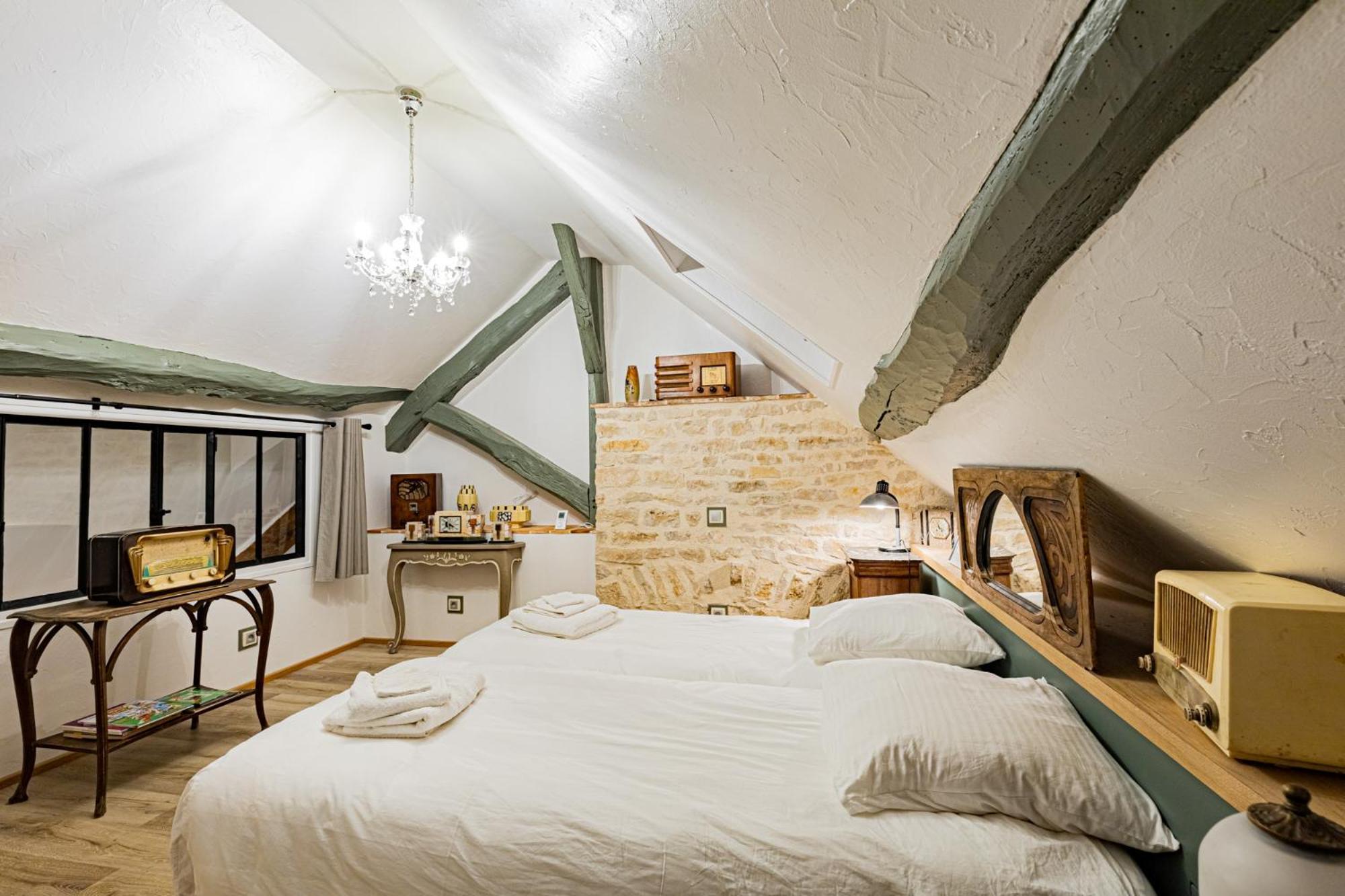 Le Domaine Des Carriers Bed and Breakfast Chevroches Rum bild
