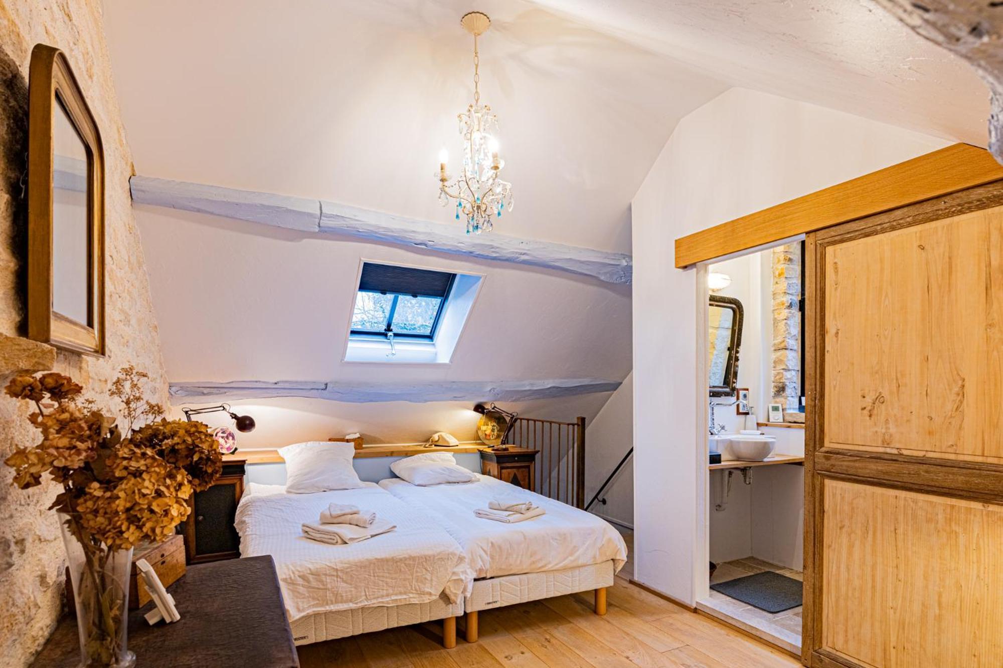 Le Domaine Des Carriers Bed and Breakfast Chevroches Rum bild